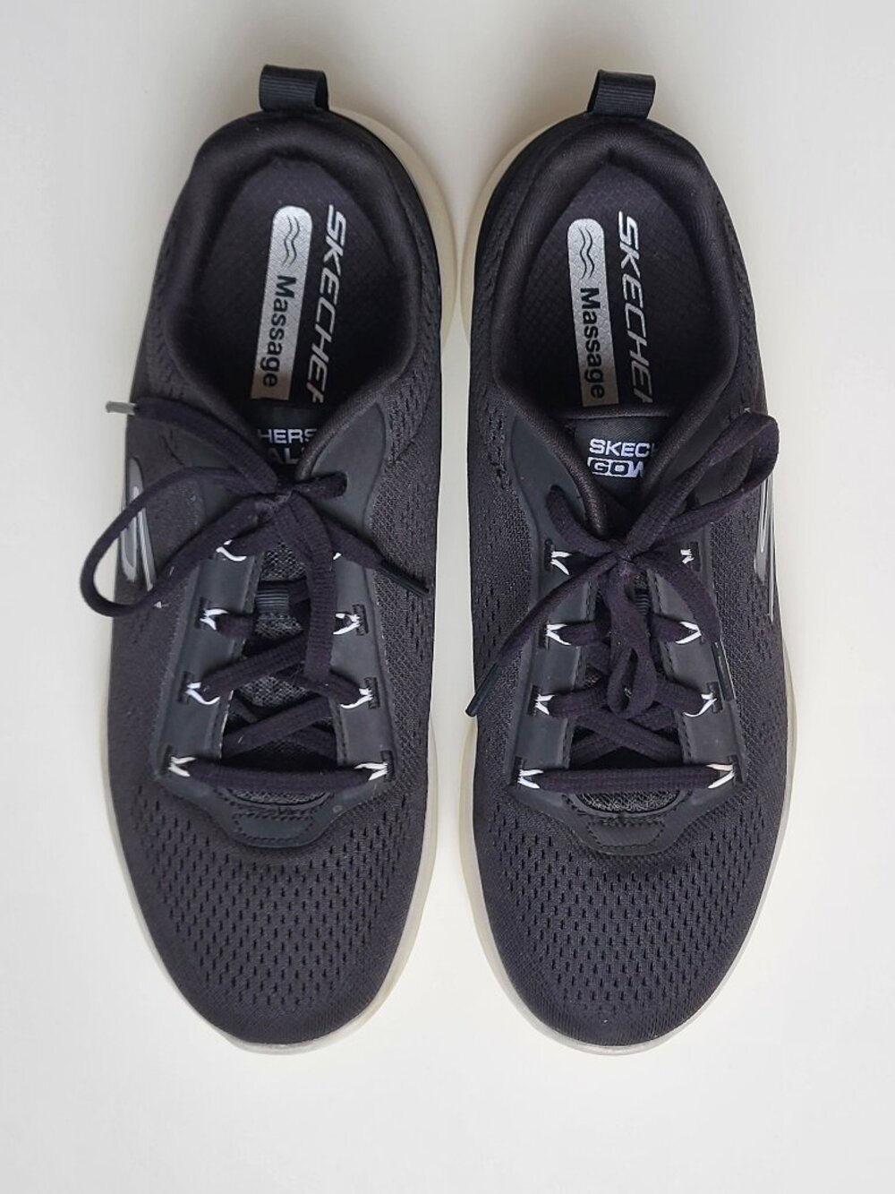 Skechers Go Walk Massage Fit Sneakers Men's 8 Black Active Casual Comfort